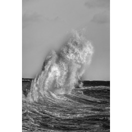 Vague à Lesconil (f-29), noir et blanc